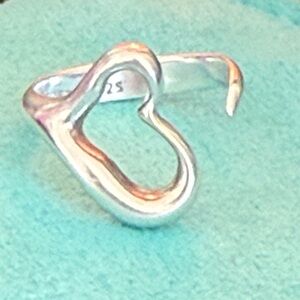 Tiffany Elsa Peretti®
Open Heart Ring size 7.25-7.5
Msrp $575
